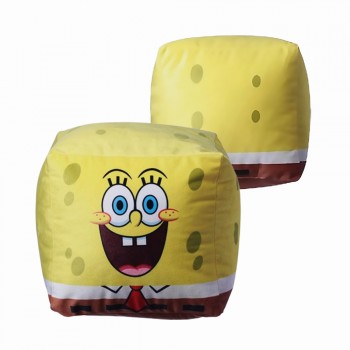 ALMOFADA FORMATO CUBO MODELO BOB ESPONJA EM FIBRA REF: 10064962 ALMOFADA FORMATO CUBO MODELO BOB ESPONJA EM FIBRA REF: 10064962