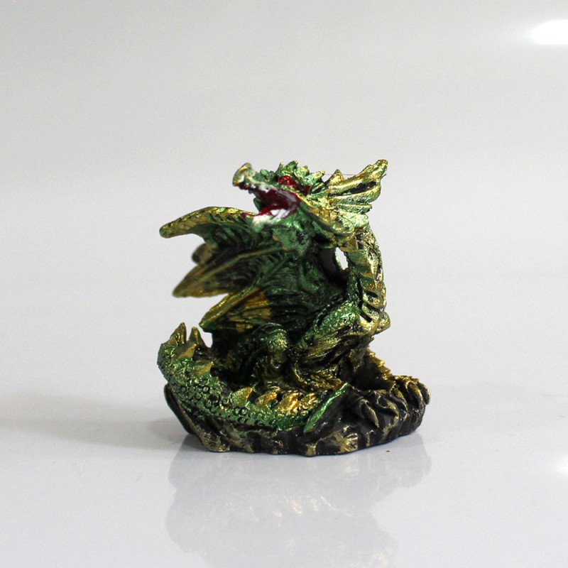 DRAGÃO COM CASTELO DECORATIVO EM RESINA REF: PW170027