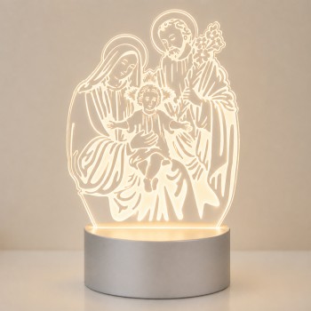 LUMINÁRIA USB MODELO SAGRADA FAMÍLIA DE PLÁSTICO COM LÂMPADA DE LED REF: AP7656L04 LUMINÁRIA USB MODELO SAGRADA FAMÍLIA DE PLÁSTICO COM LÂMPADA DE LED REF: AP7656L04