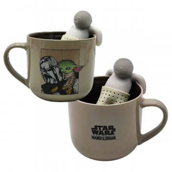 CANECA COM INFUSOR MODELO MANDALORIAN BABY YODA EM CERÂMICA 350ML REF: 10025929 CANECA COM INFUSOR MODELO MANDALORIAN BABY YODA EM CERÂMICA 350ML REF: 10025929